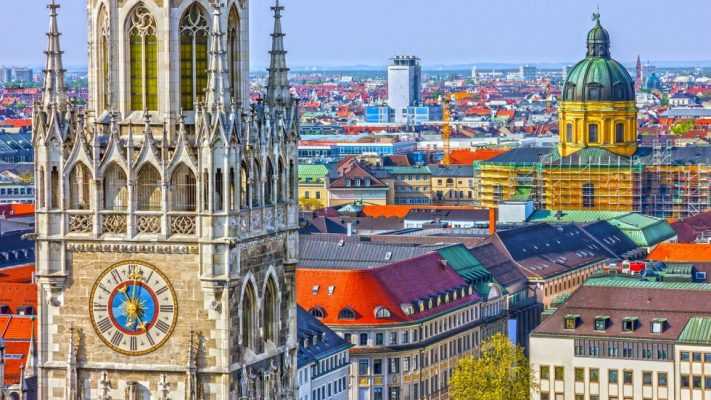 Thành phố Munich nổi tiếng với các khu phố cổ và những tòa nhà đẹp